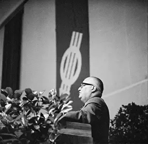 Wels: Bruno Pittermann holding a speech