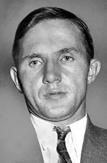 Kidnapper: Bruno Richard Hauptmann (1899-1936) arrested ?