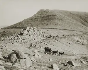 Lcgr2001: Buckboards and coaches making their way down