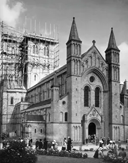 Buckfast: BUCKFAST ABBEY