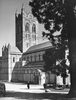 Buckfast: BUCKFAST ABBEY