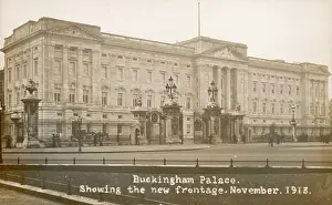 Frontage: Buckingham Palace