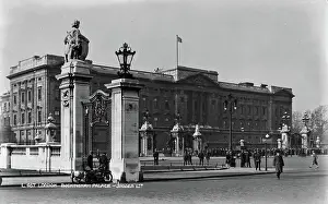 Showcasing: Buckingham Palace in Historical Context