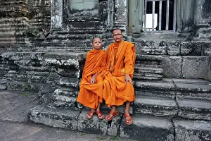 Reap: Buddhist Monks at Angkor Wat Temple, Siem Reap, Cambodia