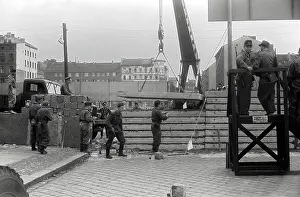 Bernauer: Building the Berlin Wall