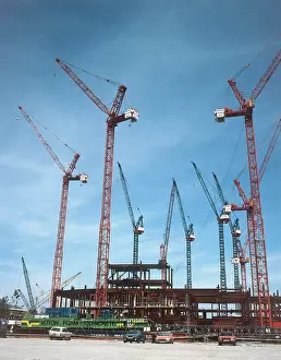 Bill Coward: BUILDING CANARY WHARF
