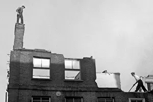 Gradual: Building demolished manually, Bromley, Kent