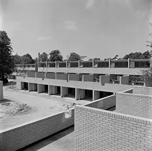 Hillingdon: Building of Maisonettes