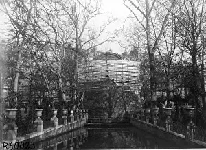 Sandbag: Building protection against aerial attacks in Paris