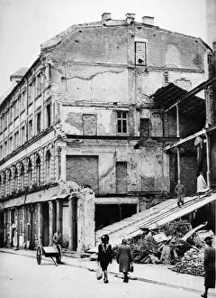 Muenchner: The building of the Sueddeutsche Zeitung after the war, 1945