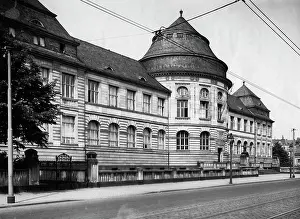 Meanwhile: Building of the University of Cologne, 1929