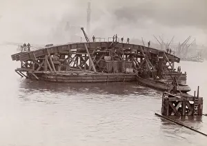 Manoeuvring: Building Vauxhall Bridge