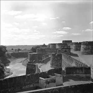 Madhya: Buildings in Madhya Pradesh, Central India