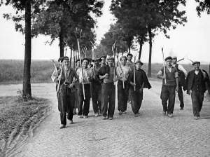 Helpers: Bulgarian civilian workers at Berlin, 1939