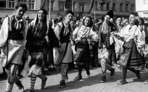 Dances: Bulgarian youth in Weimar, 1942