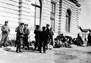 Reservist: Bulgarien reserves in front of a barrack in Sofia, 1915