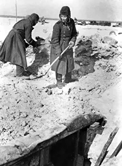 Theodor: Bunker construction in Kholm, 1942