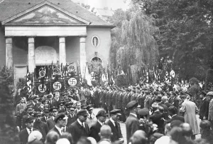 Standards: Burial of a killed SA man, 1931