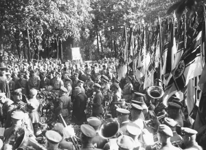 Stahl: Burial of a Stahlhelm member murdered by Communists