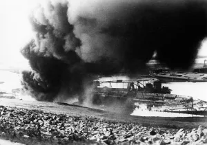 Burnt: Burning port facilities at the Dnieper, 1941