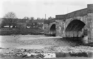 Burnsall: Burnsall Bridge