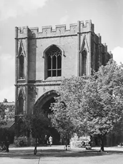 1327: BURY ST. EDMUNDS ABBEY