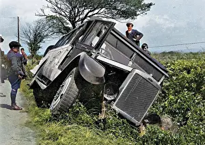 Accidental: Bus in a ditch