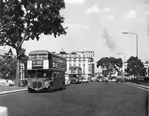 Routemaster: THREE BUSES AT ONCE!