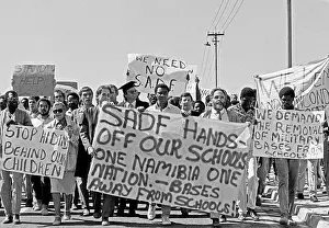 Bushmen: Bush of Ghosts - Life and War in Namibia 1986-1990