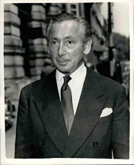 Levi: Businessmen - CEO's - Executives