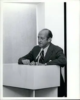 Editors: Businessmen - CEO's - Executives