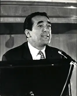 Microphones: Businessmen - CEO's - Executives