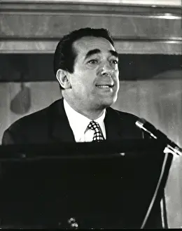 Microphones: Businessmen - CEO's - Executives