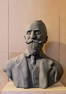 Prat: Bust, Chateau d'Avignon, Saintes-Maries-de-la-Mer