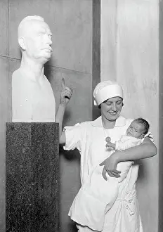 Gynecologist: Bust of Ernst Bumm