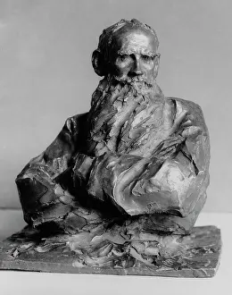 Petrovich: Bust of L.N.Tolstoy