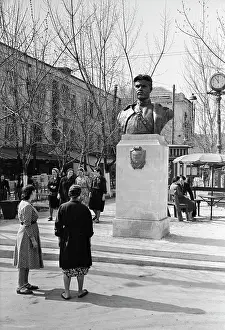Moldavian: Bust of Sergey Lazo