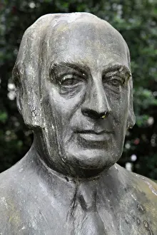 Srpska: Bust of Skender Kulenovic, Sarajevo, Bosnia and Herzegovina