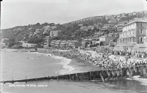 Ventnor: A Busy Day at Ventnor Beach