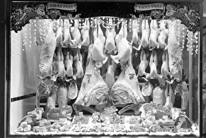 Butchers: Butcher's Christmas Window display
