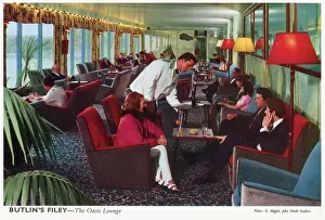 Filey: Butlin's Filey - The Oasis Lounge