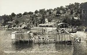 Empresses: Buyukada - Bathing