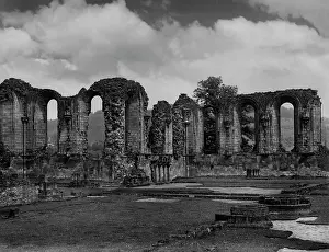 1135: BYLAND ABBEY
