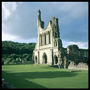 Abbeys: BYLAND ABBEY