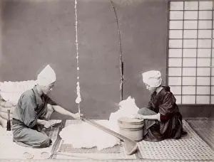 Kimino: c. 1880s Japan - spinning thread
