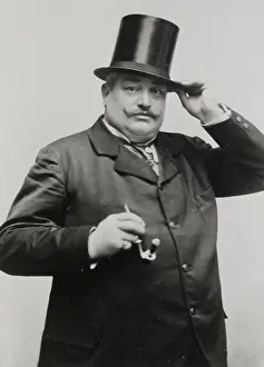 Topper: Cab driver. Man with Topper and pipe