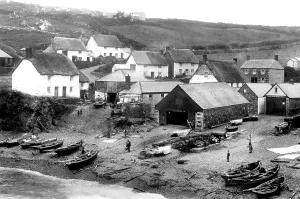 Cadgwith: Cadgwith, the Beach 1899