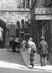 Caernarfon: Caernarfon, High Street Post Office 1921