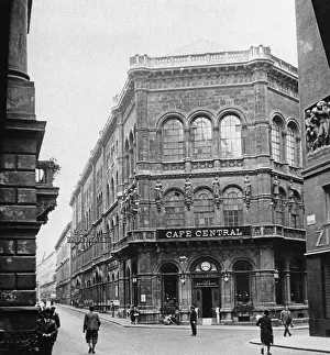 Ferstel: The Cafe Central in Vienna