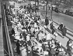 Raids: Cafe Kranzler in Berlin, around 1940